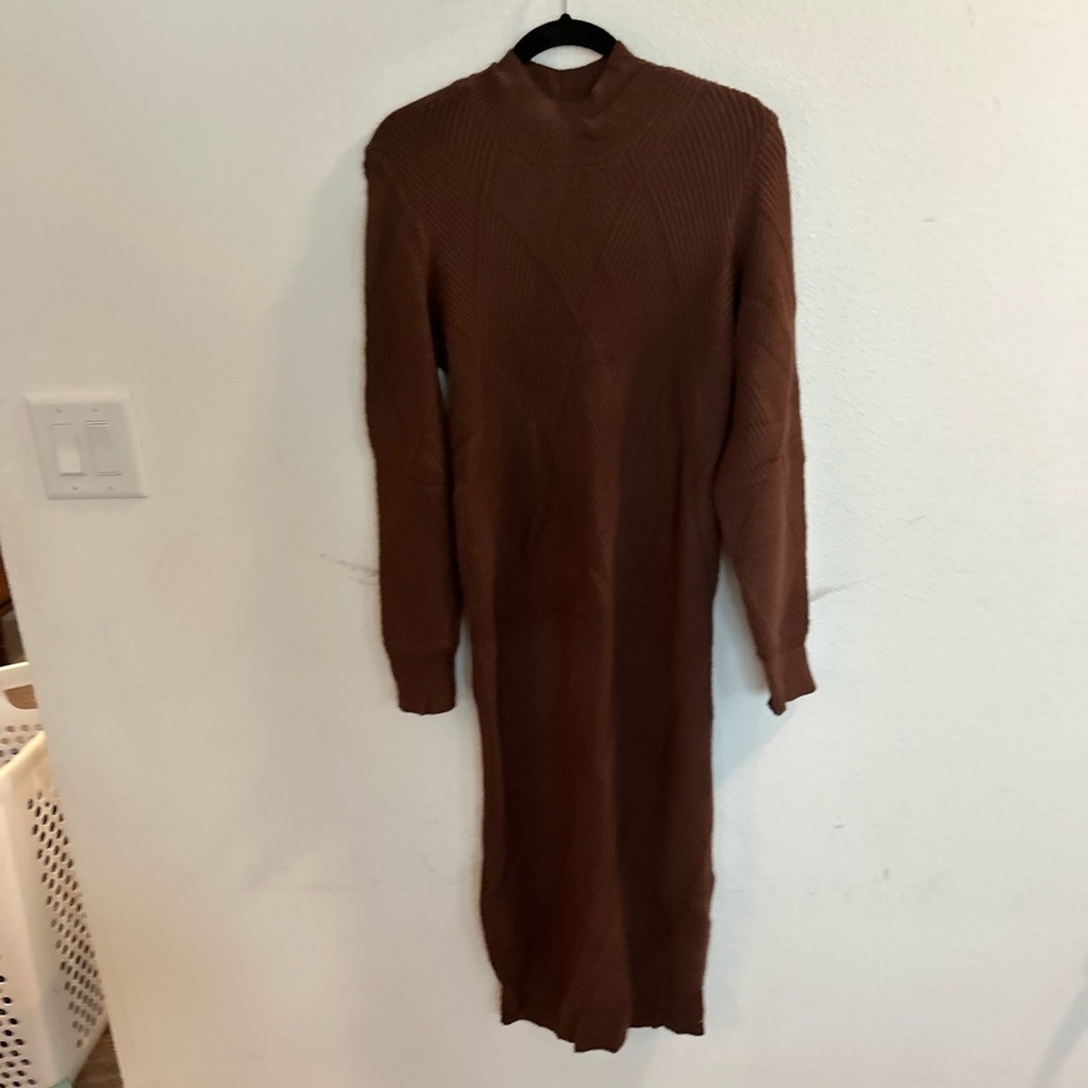 Lane Bryant Women’s Brown Maxi Sweater Dress

Size 14/16
NWT